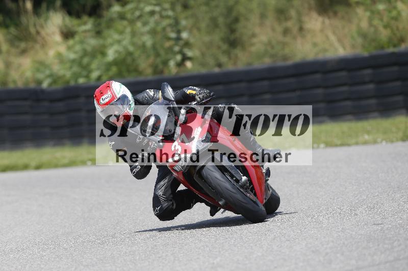 /27 12.06.2025 Ducati Schweiz Trackday Warmup  ADR/gelb-jeaune/31